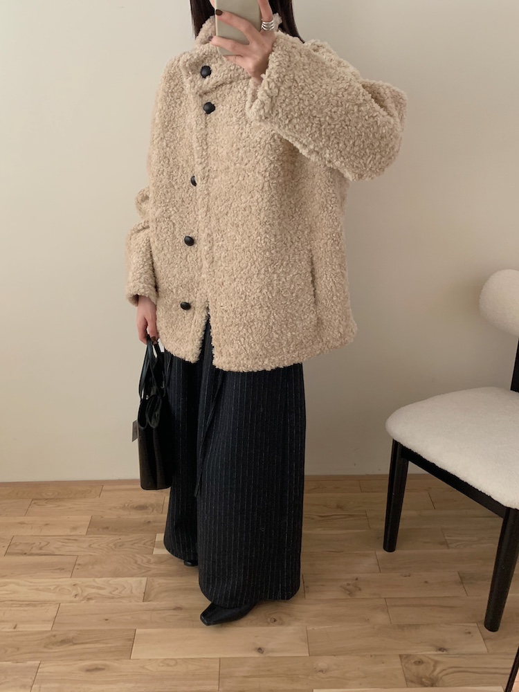 가을 겨울 도톰 따뜻 뽀글이 스탠드 카라 루즈핏 싱글 브레스티드 양털 베이직 꾸안꾸룩 여친룩 코트 자켓 124122701 상세 이미지 26