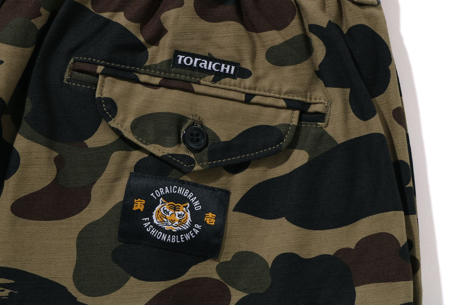 베이프 바지 BAPE X TORAICHI 1ST CAMO NIKKA PANTS 2월 신상 1K73-152-906 - 상세 이미지 5