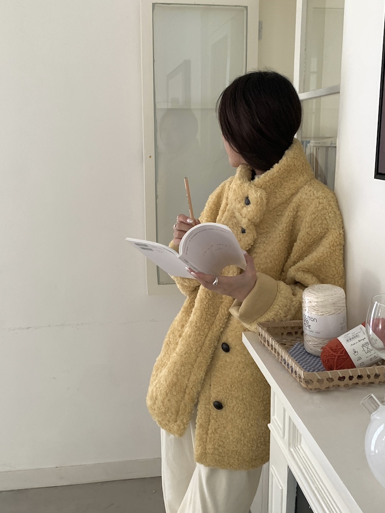 가을 겨울 도톰 따뜻 뽀글이 스탠드 카라 루즈핏 싱글 브레스티드 양털 베이직 꾸안꾸룩 여친룩 코트 자켓 124122701 상세 이미지 18