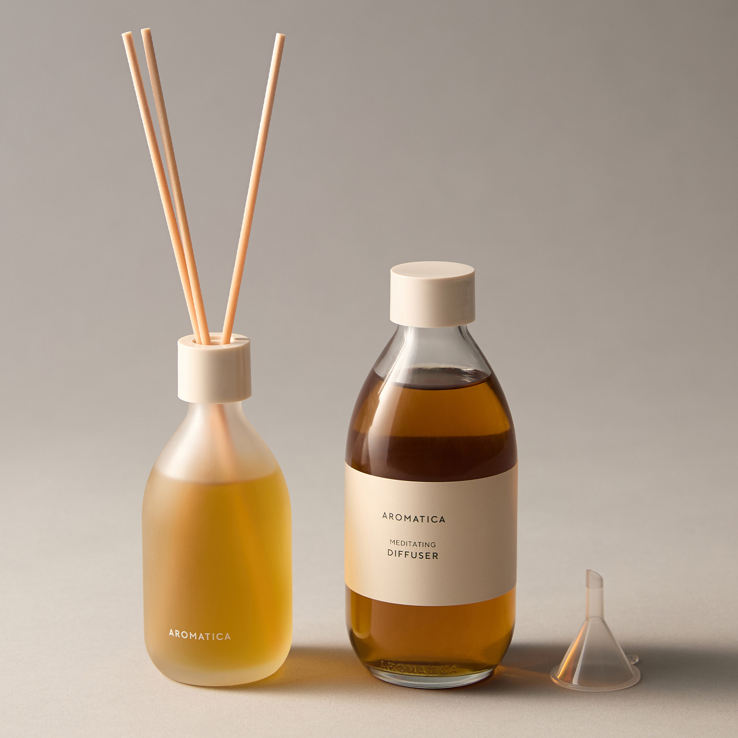 아로마티카 메디테이팅 디퓨저 랍다넘 & 패츌리 본품 100ML + 리필 200ML 실내디퓨져 방향 향기 생일선물 집들이선물