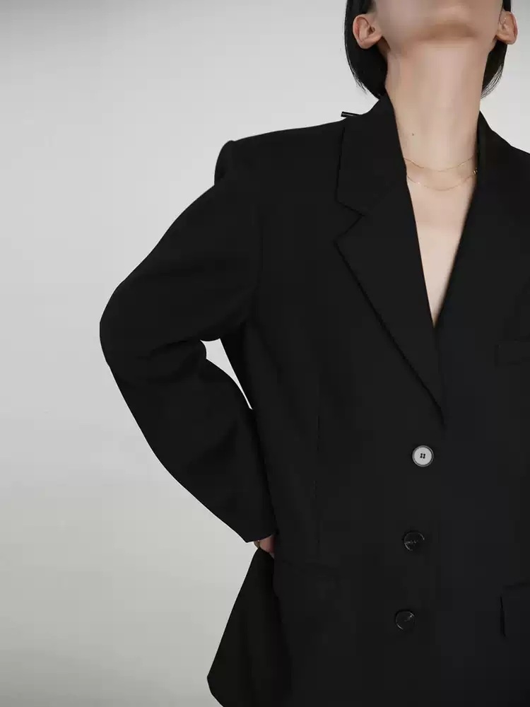 취하는 로맨스 10화 김세정 자켓 블랙 채용주 정장 하객룩 의상 옷 패션 - 상세 이미지 3