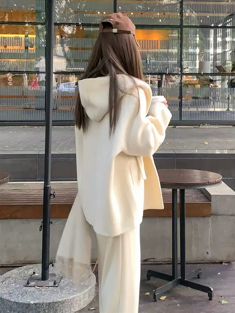 다리미 패밀리 27화 금새록 자켓 화이트 이다림 후드 빅사이즈 의상 옷 패션 - 상세 이미지 5