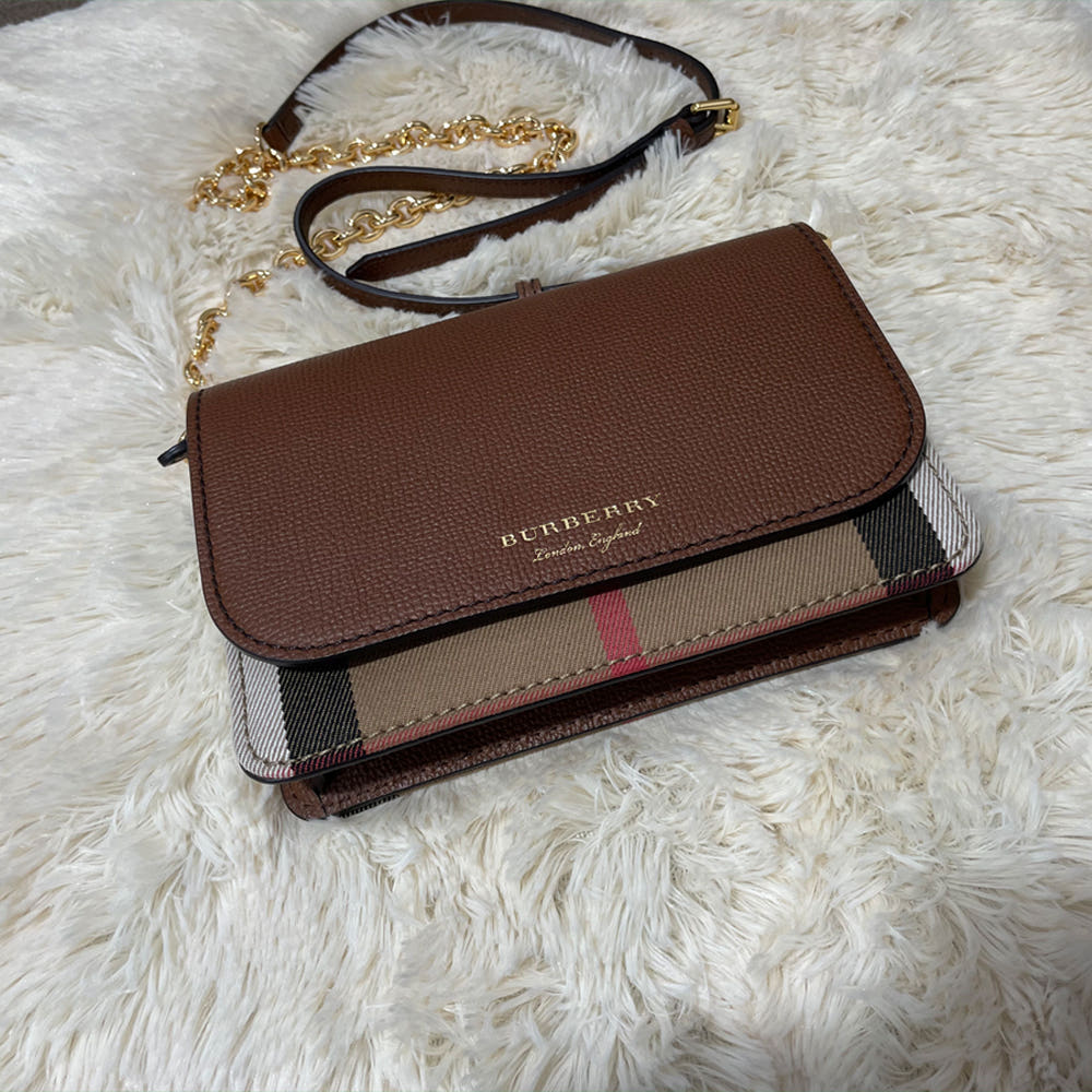 [마지막재고 10% 추가] 버버리 가방 햄프셔 숄더 크로스백