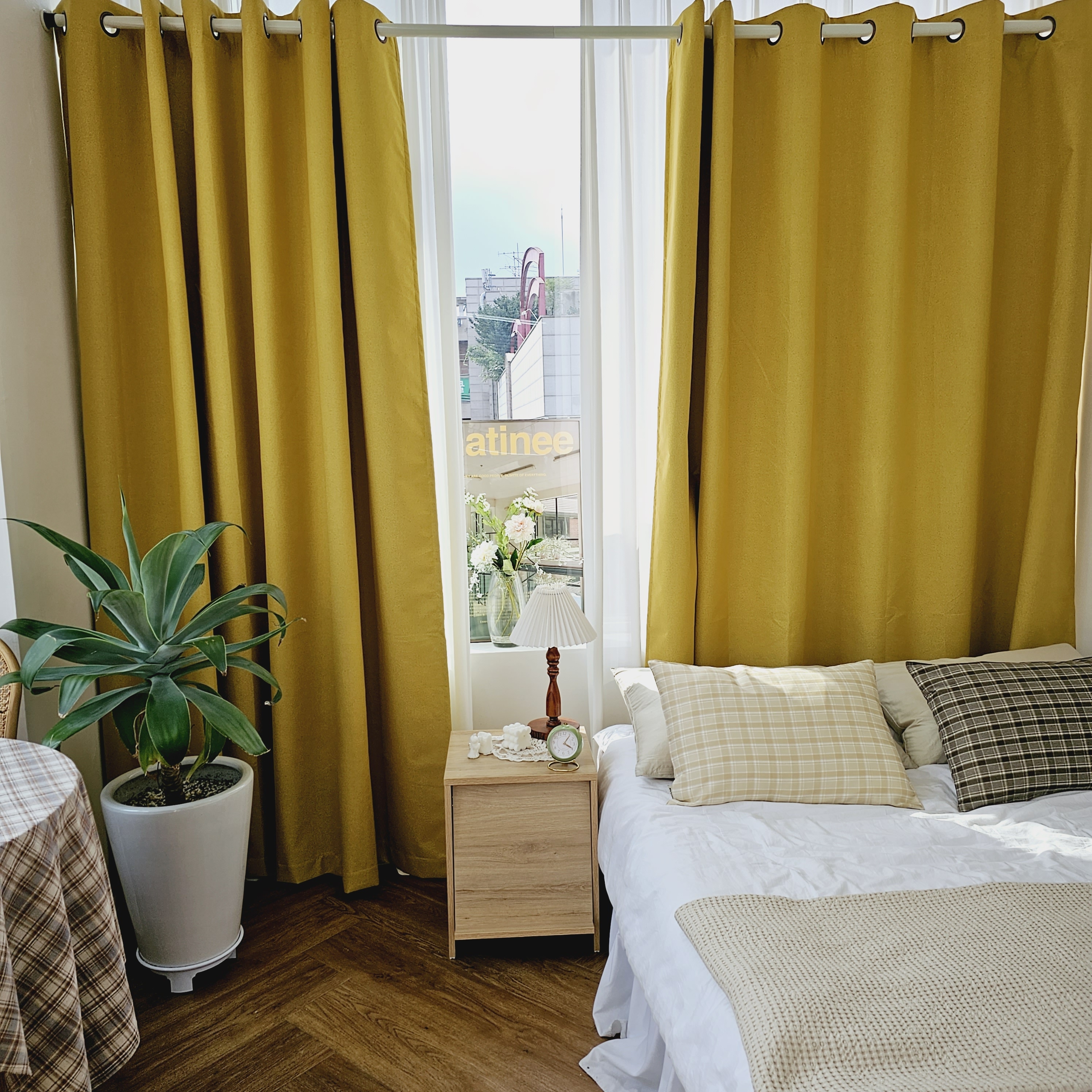 암막커튼 양면동일 완벽차단 아일렛 거실 커텐 2장 한세트 버터옐로우, 450x235cm