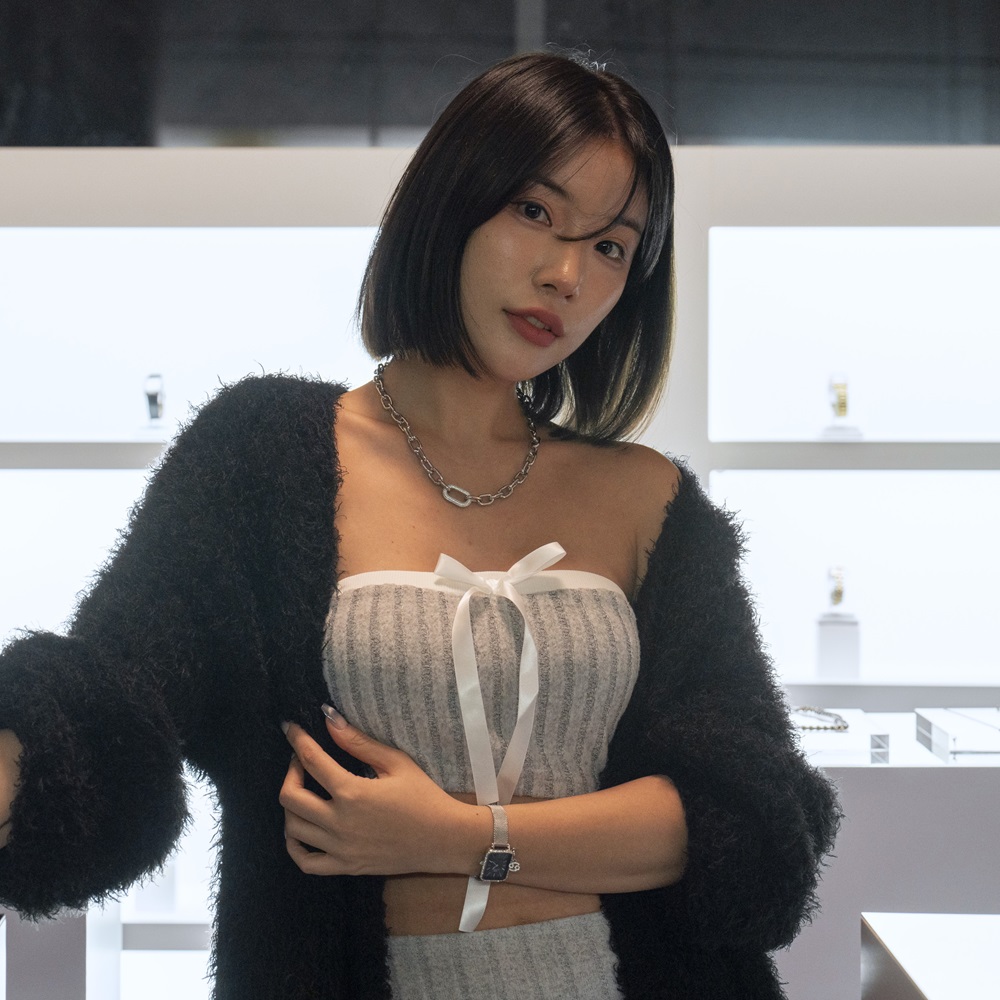 다니엘 웰링턴 QUADRO CRYSTAL ZODIAC STERLING 별자리 펜던트 워치 - 상세 이미지 3