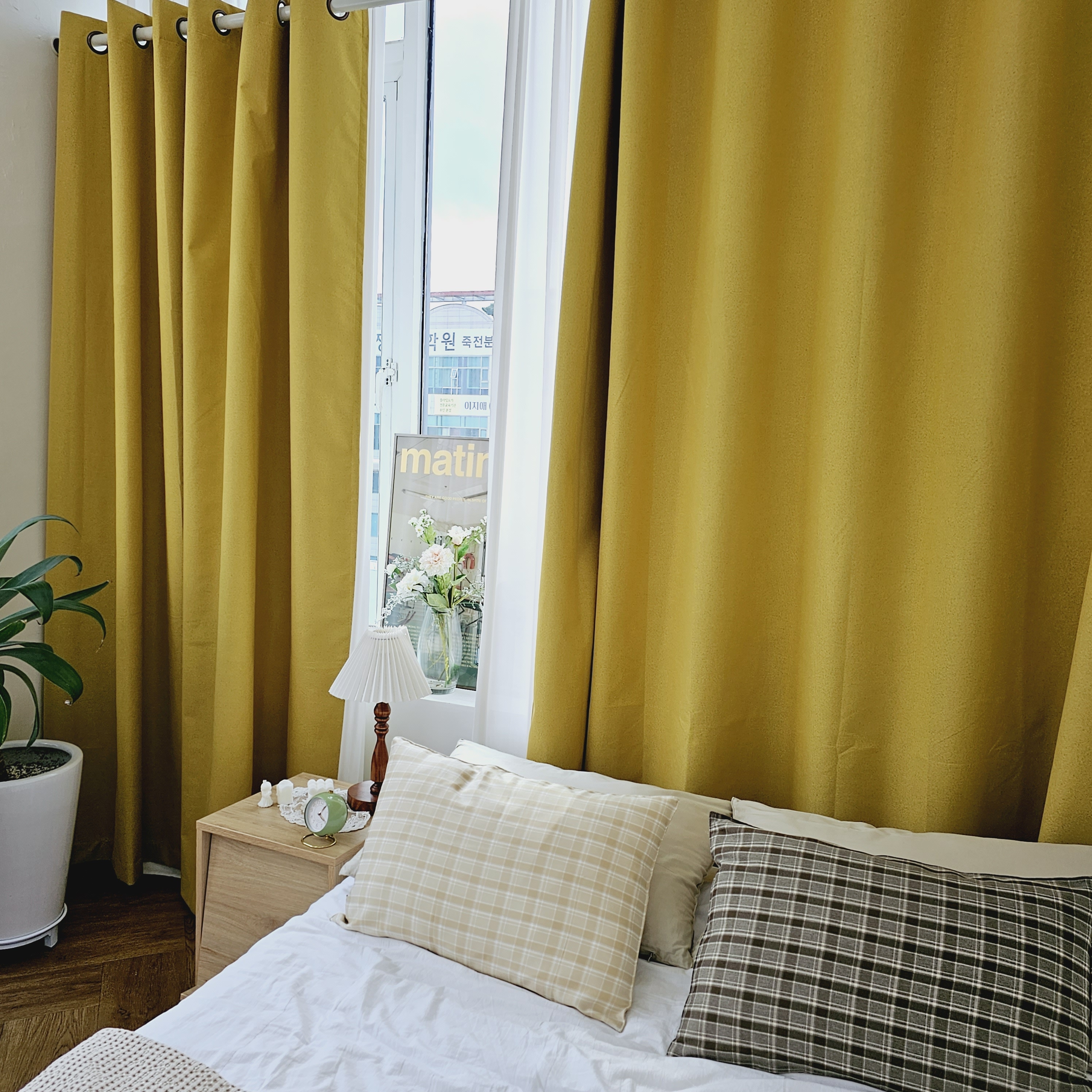 암막커튼 양면동일 완벽차단 아일렛 거실 커텐 2장 한세트 버터옐로우, 450x235cm