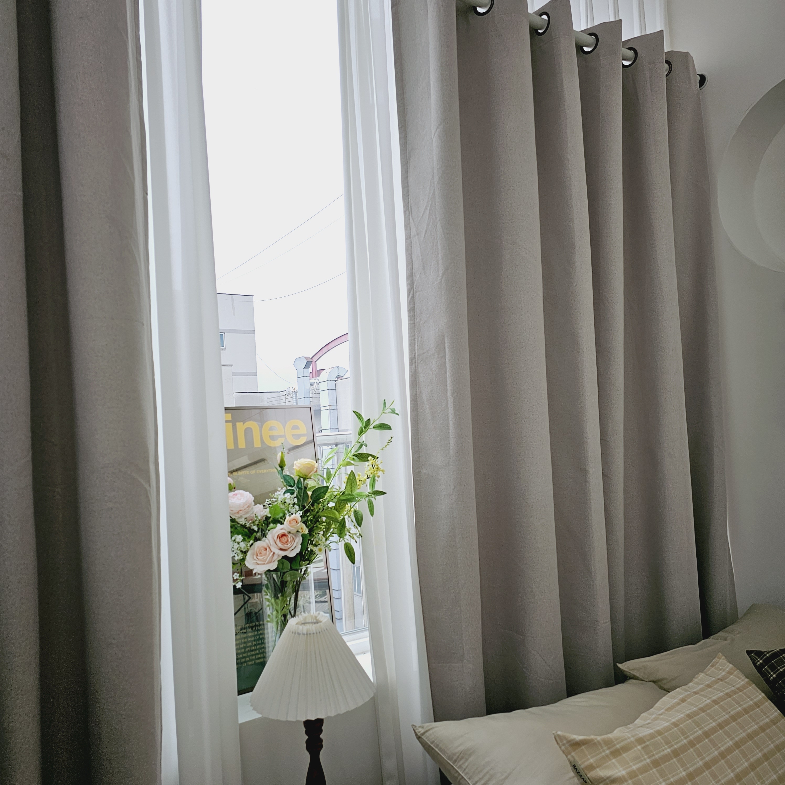 암막커튼 양면동일 완벽차단 아일렛 거실 커텐 2장 한세트 모카베이지, 300x235cm