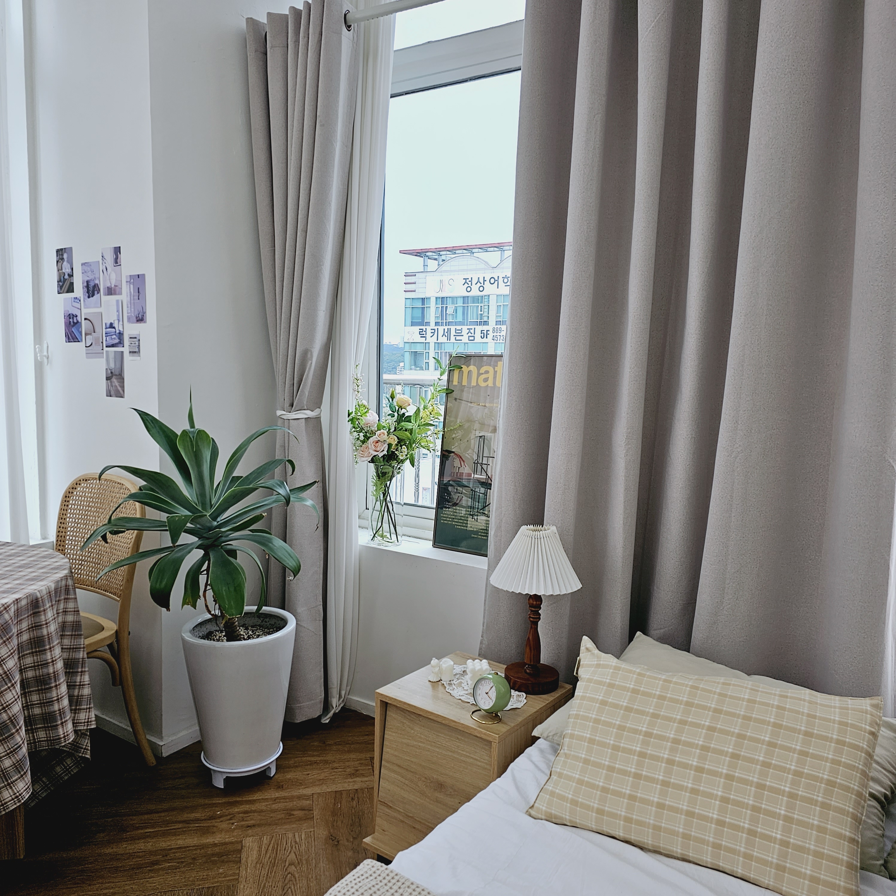 암막커튼 양면동일 완벽차단 아일렛 거실 커텐 2장 한세트 모카베이지, 300x235cm