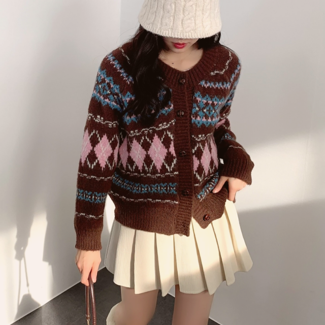 겨울 폭닥 감성 데일리 달리아 아가일 노르딕 가디건 - 메인 이미지