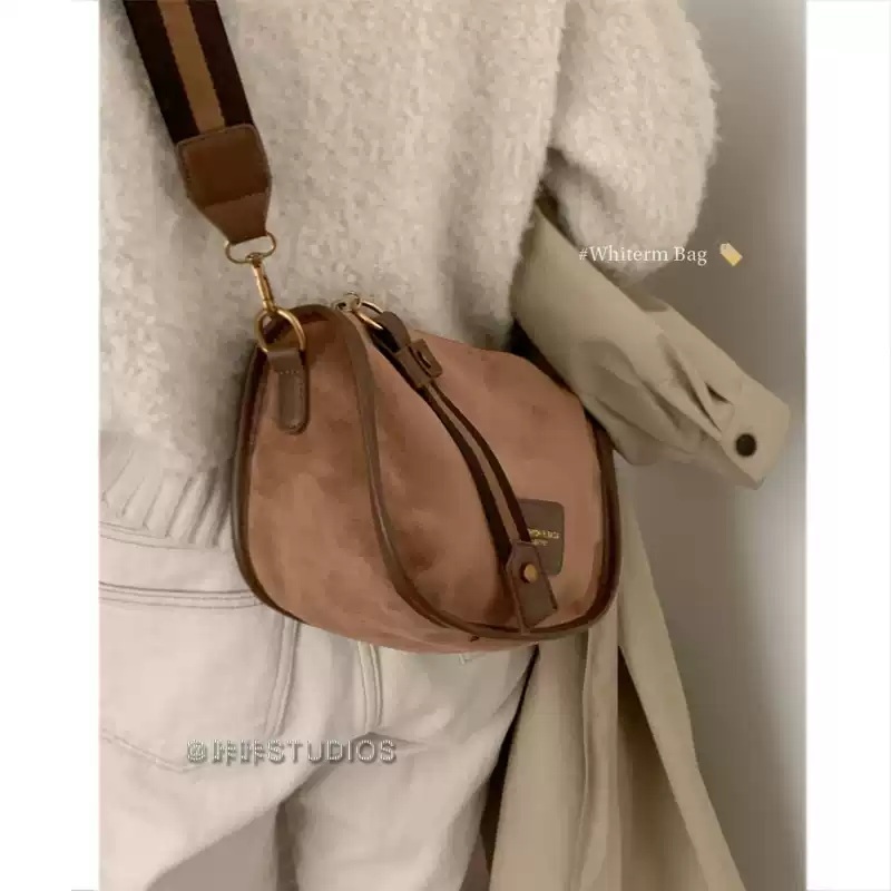 차정원 토트백 가방 인스타그램 데일리 모던 의상 옷 패션 - 상세 이미지 3