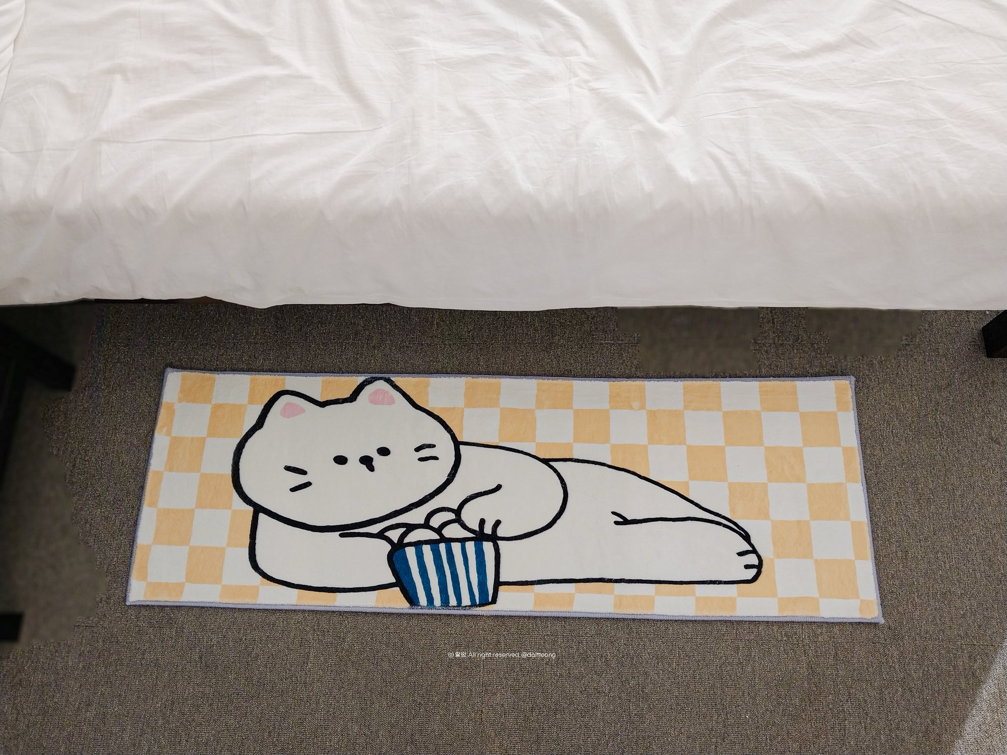 달떵 귀여운 노랑 체커보드 댕댕이 긴러그 침대 침실 카페트 미니 아기방 원룸120x40