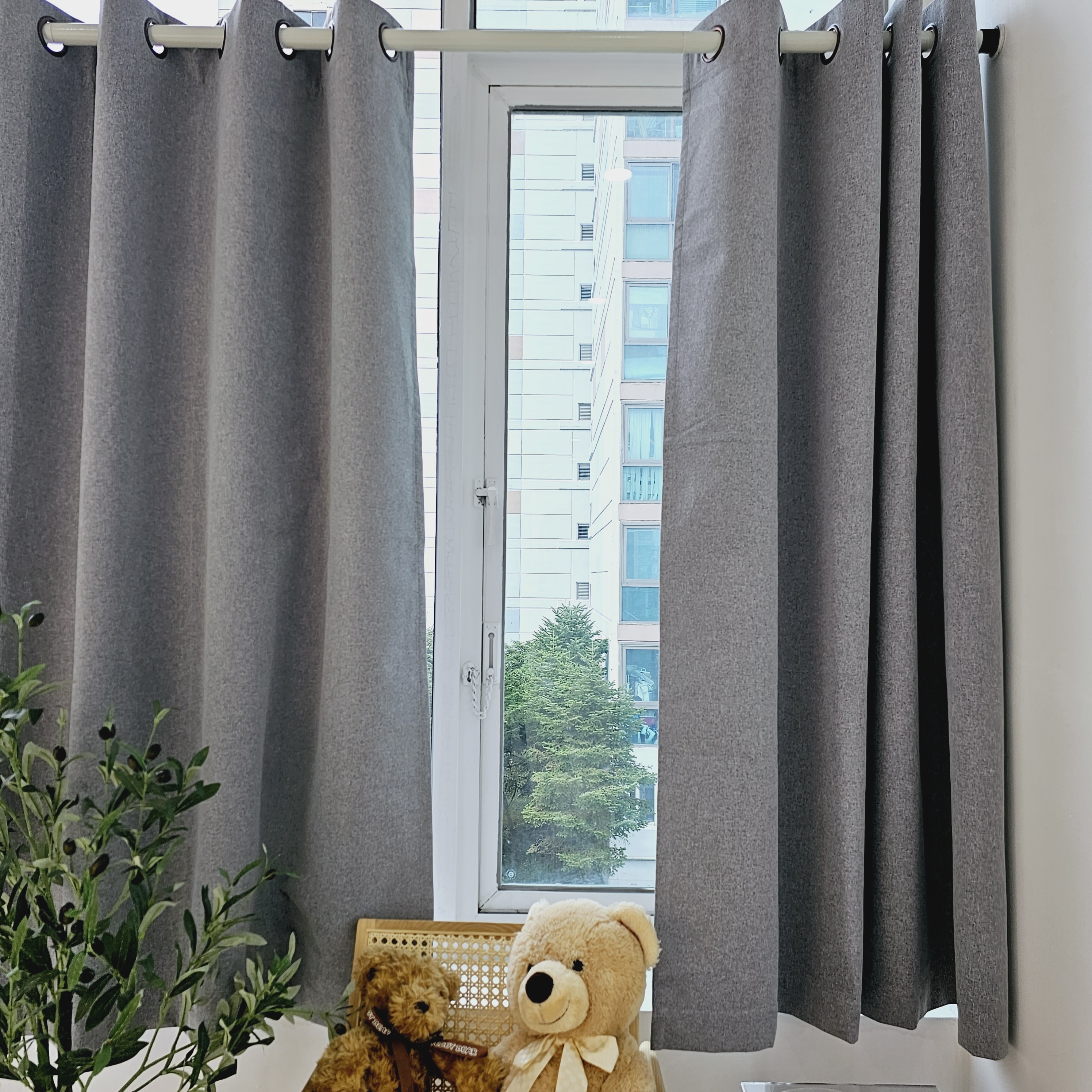 차광율99.99% 암막커튼 창문형 라이트그레이, 130X165cm