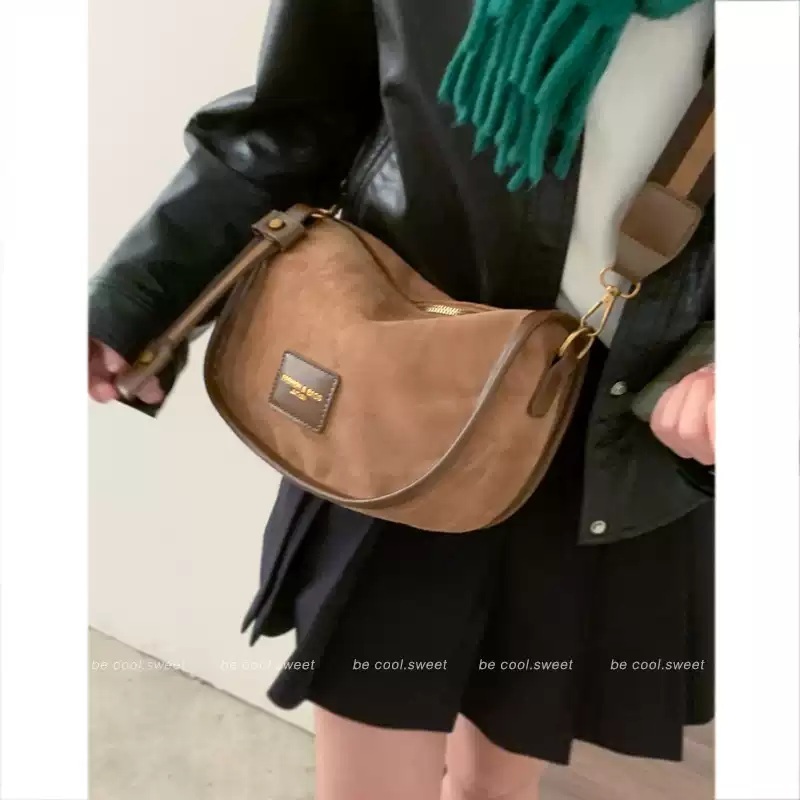 차정원 토트백 가방 인스타그램 데일리 모던 의상 옷 패션 - 상품 이미지