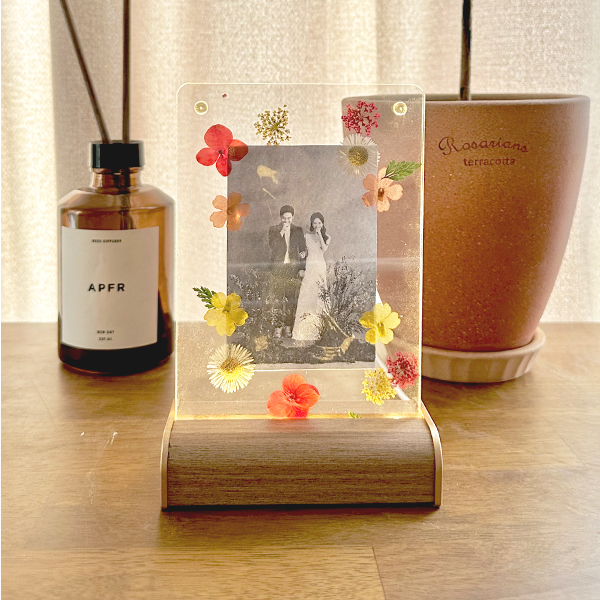 청첩장 사진 다이소 나무 포토테이블 미니 아기증명사진 인생네컷 압화 우드 무드등 액자