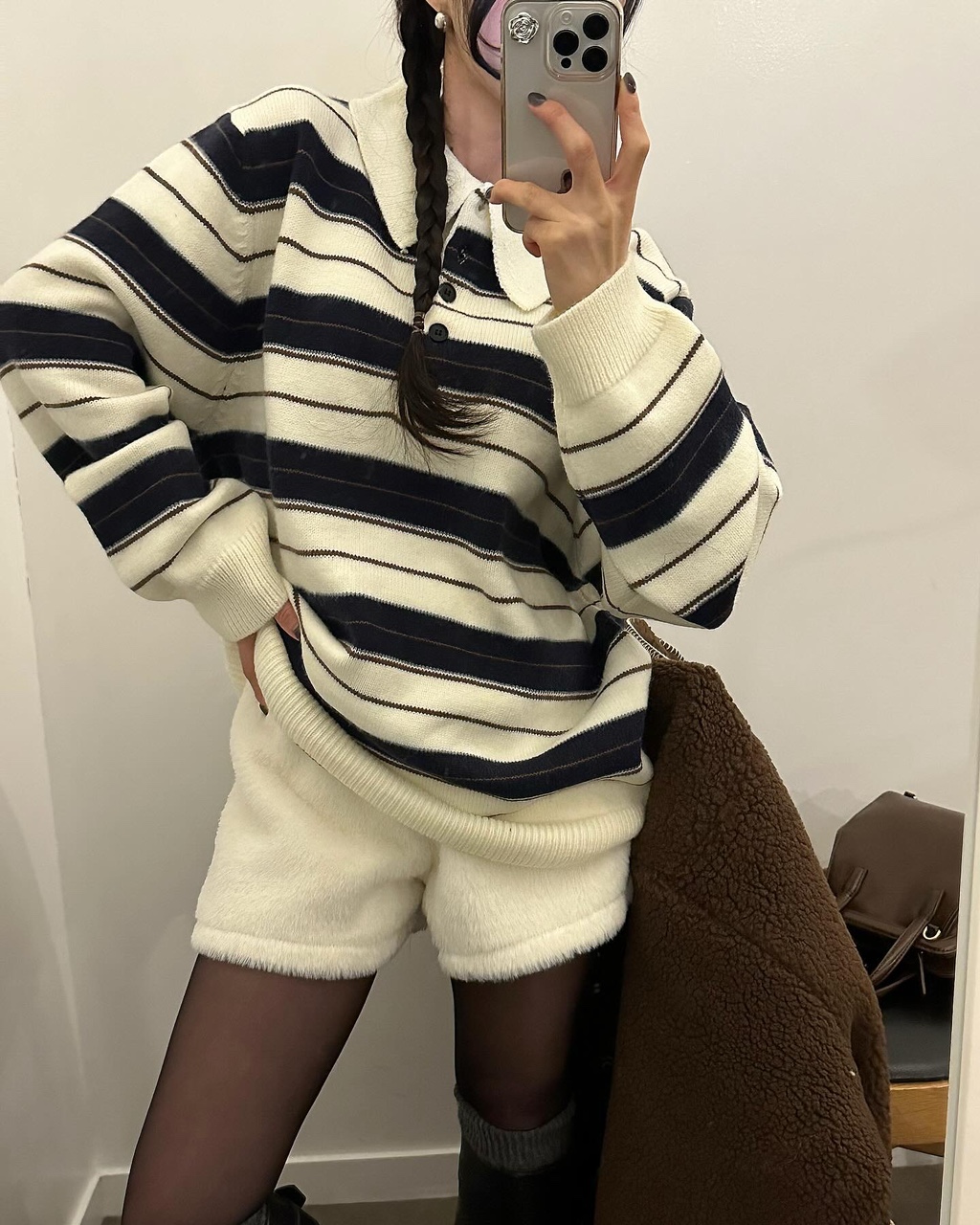 다코베 여성 오버핏 하객룩 출근룩 오피스룩 루즈핏 뽀글이 양털 스티치 무스탕 하프 싱글 카라 코트 상세 이미지 9