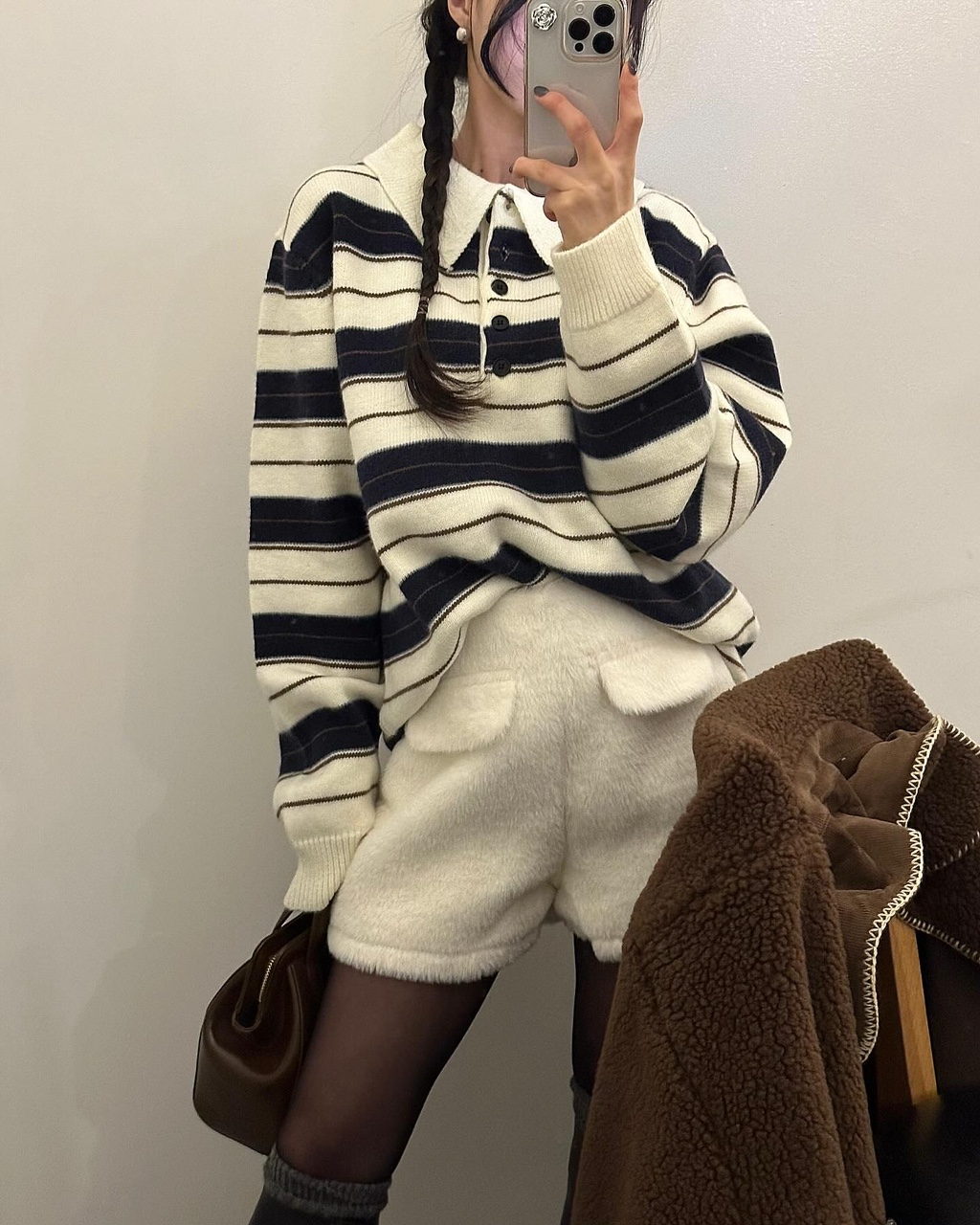 다코베 여성 오버핏 하객룩 출근룩 오피스룩 루즈핏 뽀글이 양털 스티치 무스탕 하프 싱글 카라 코트 상세 이미지 10