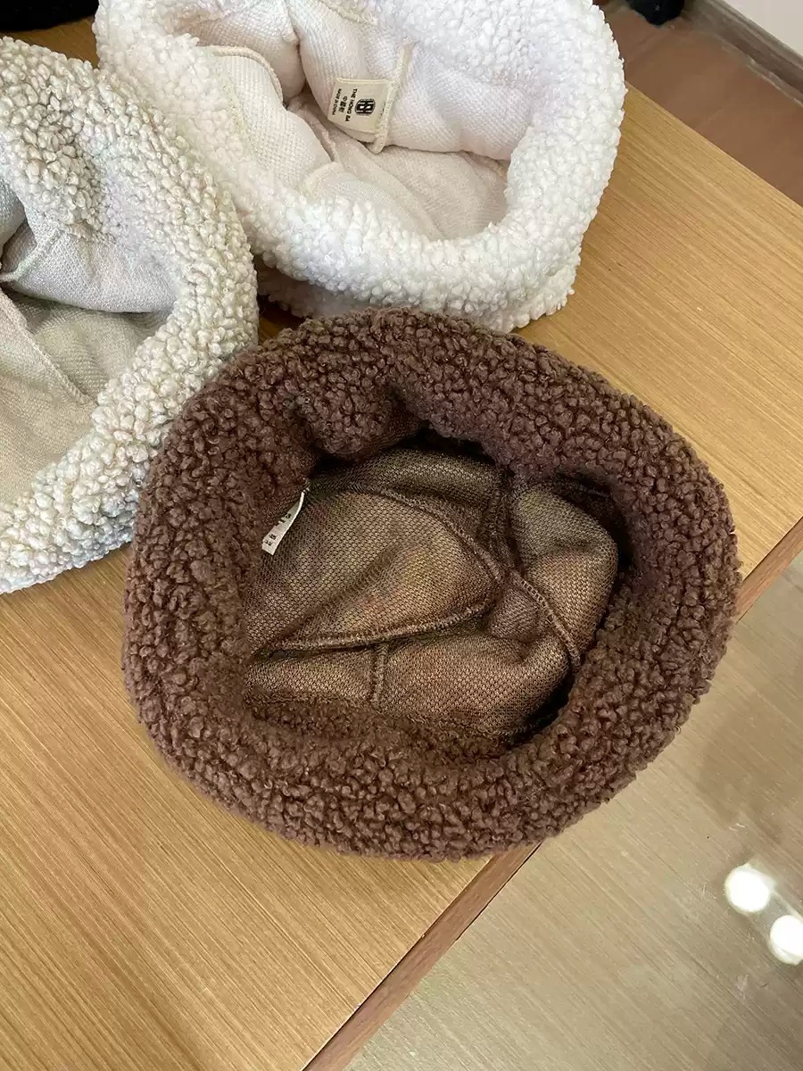 뉴진스 다니엘 비니 모자 공항패션 양털 기모 의상 옷 패션 - 상세 이미지 4