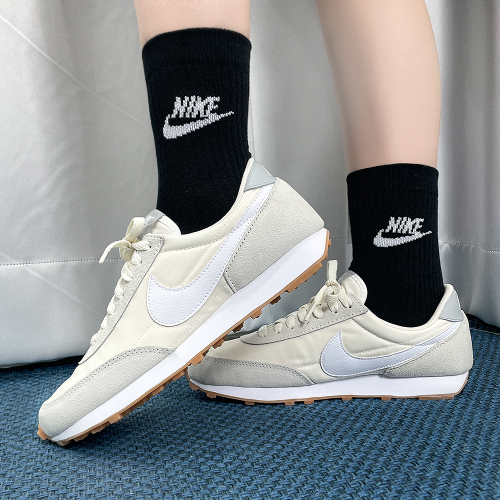 나이키 데이브레이크 써밋 화이트 커플 운동화