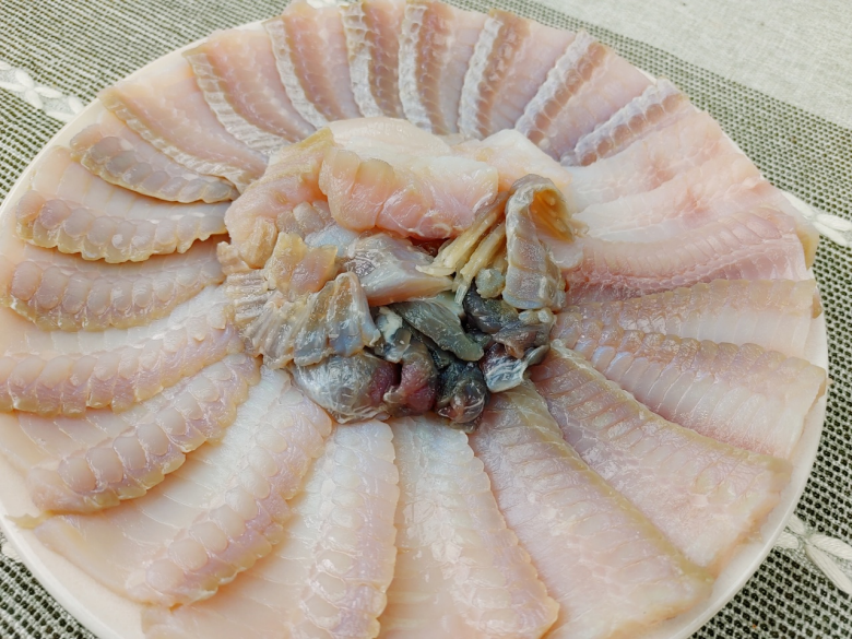 국내산 흑산도 홍어 500g 홍어애 무침 회 1kg 이미지 2