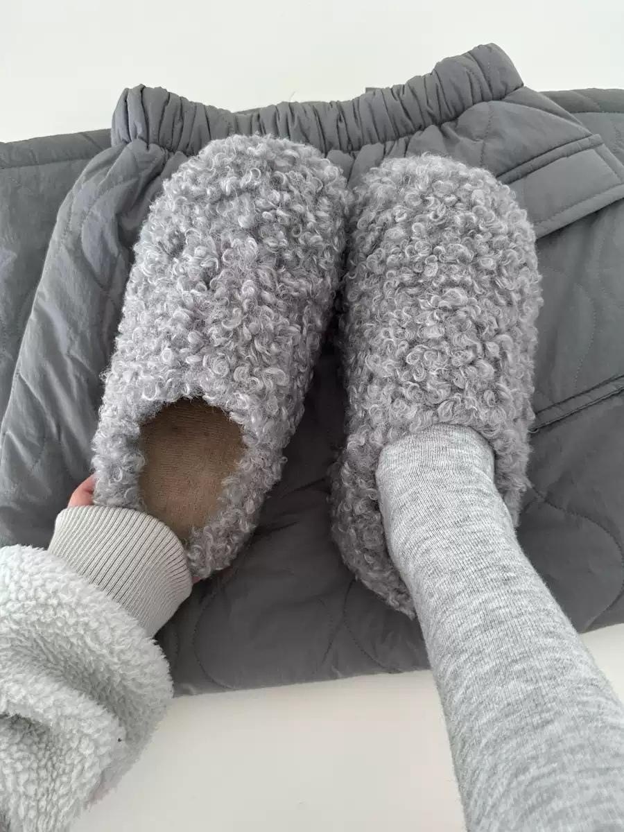 뽀글이 키높이 슬리퍼 뮬 굽7cm 귀여운 디자인 가을 겨울 미끄럼방지 화이트 블랙 3컬러 - 상세 이미지 4