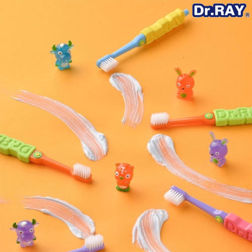 닥터레이 고고다이노 칫솔 사용 이미지