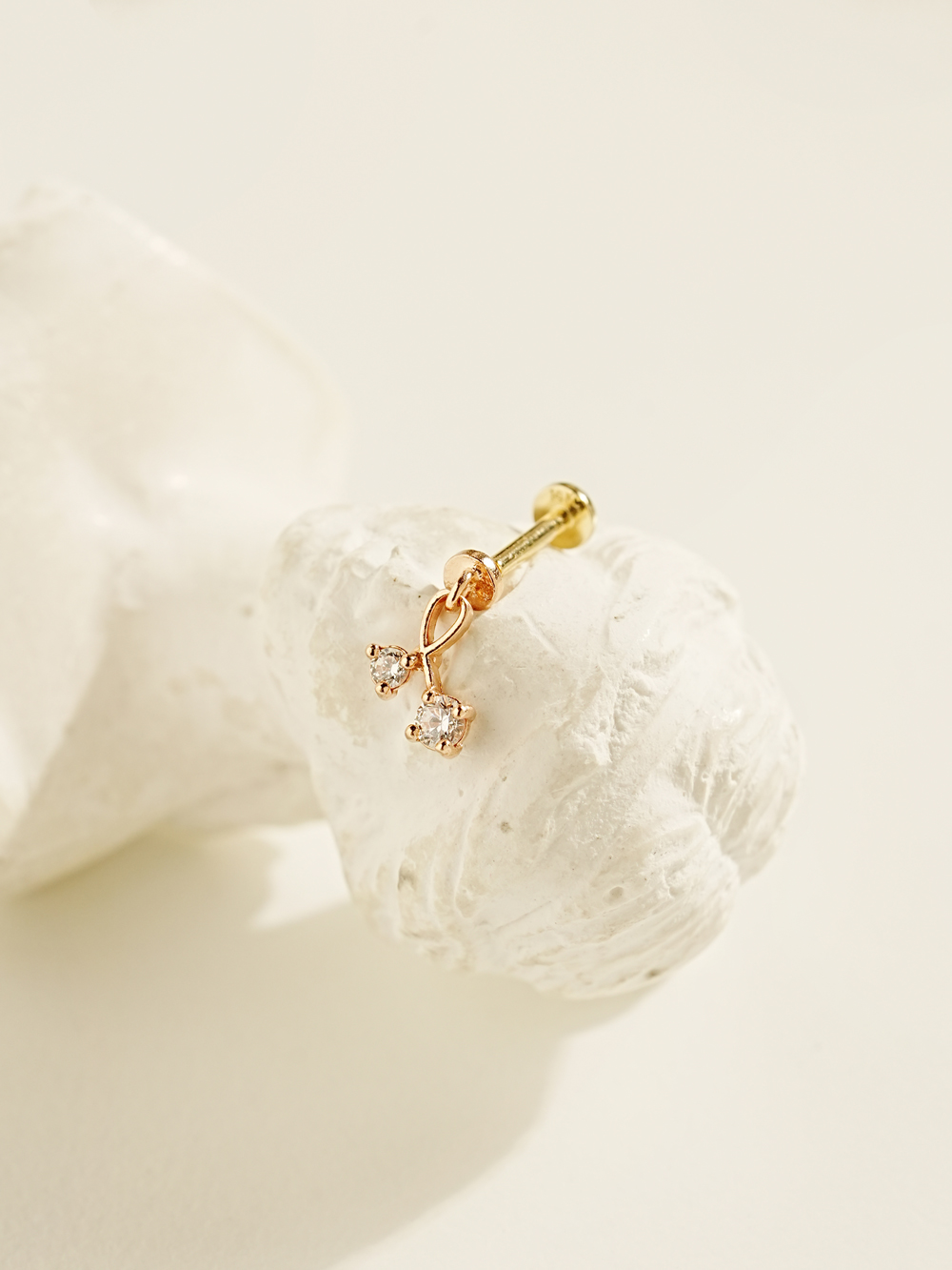 [0.8mm]14K 인터널 큐빅 앵두 드롭 라블렛 피어싱 귀걸이 - 상세 이미지 4