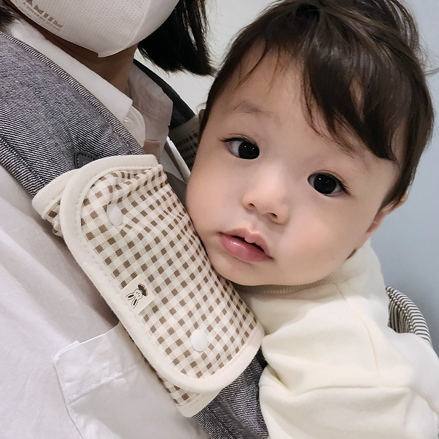 아기띠침받이 에르고 호환 침패드 카시트 안전벨트 커버 아이보리침받이