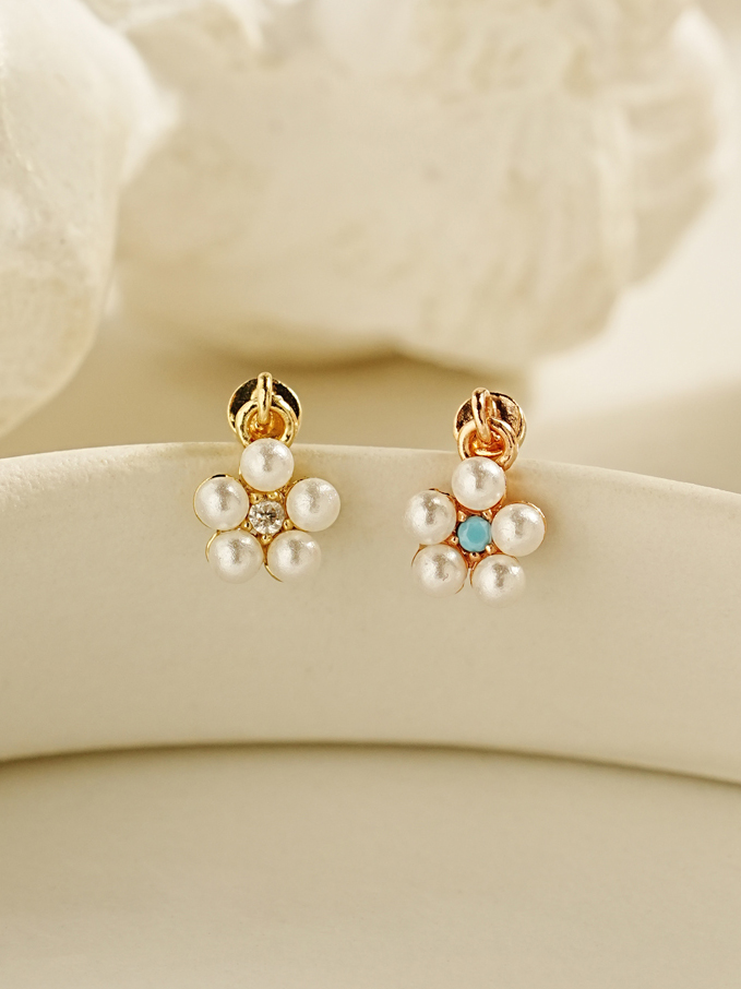 [0.8mm]14K 인터널 진주 플라워 큐빅 드롭 라블렛 피어싱 귀걸이 - 상품 이미지