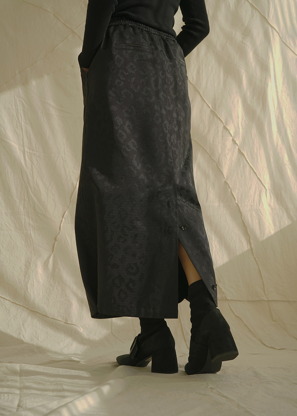 루드 디자이너 제작 블랙 레오파드 자카드 밴딩 롱 스커트 Skirt 03 세련된 A라인 H라인 호피 스커트 이미지 6
