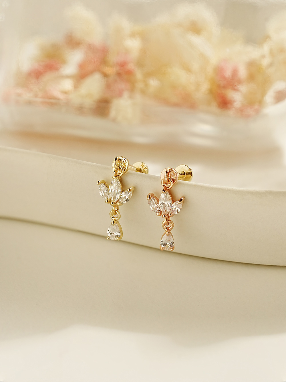 [0.8mm]14K 인터널 미니 티아라 드롭 라블렛 피어싱 귀걸이 - 상세 이미지 2