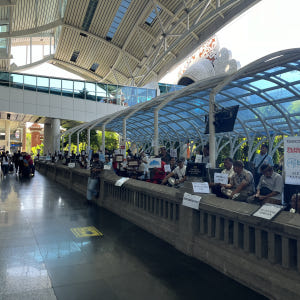 [발리] 발리 공항 픽업샌딩 서비스 프라이빗 차량 응우라이 공항 드랍 솔직 후기 | 실사용자 리뷰 분석 - 상품 이미지 4