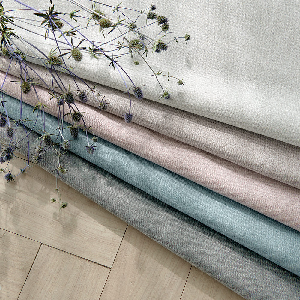 커튼 비교 분석 이미지