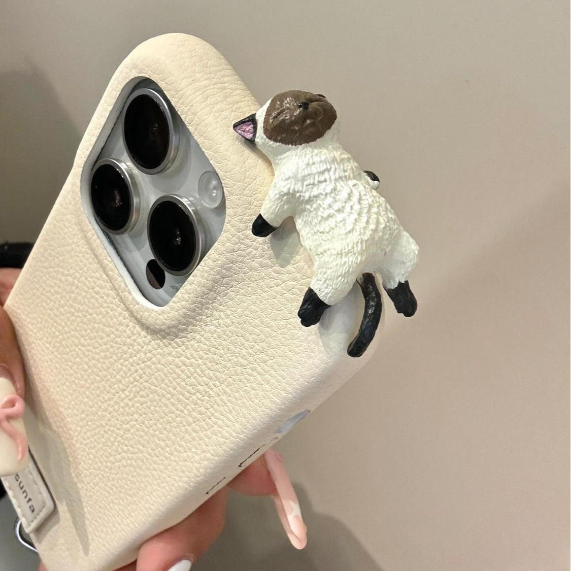 [8Style] 오밀조밀 아기 고양이 디테일 파스텔톤 아이폰14ProMax 케이스 iPhone15Pro 신상 13 여성용 12 소프트 젤리 11 아이폰16 애플폰케이스 - 상세 이미지 5