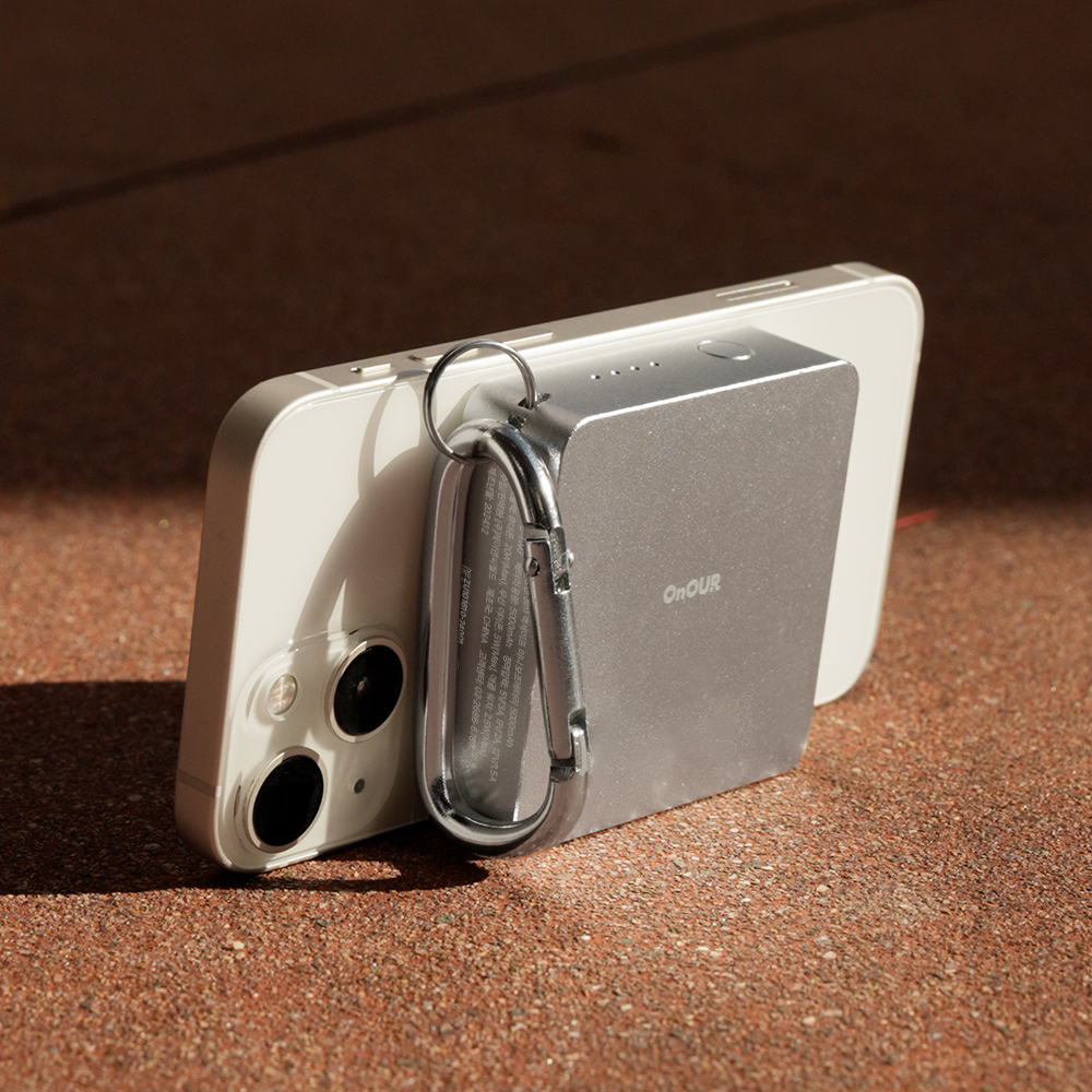 무선충전 보조배터리 맥세이프 5000mAh 사용후기