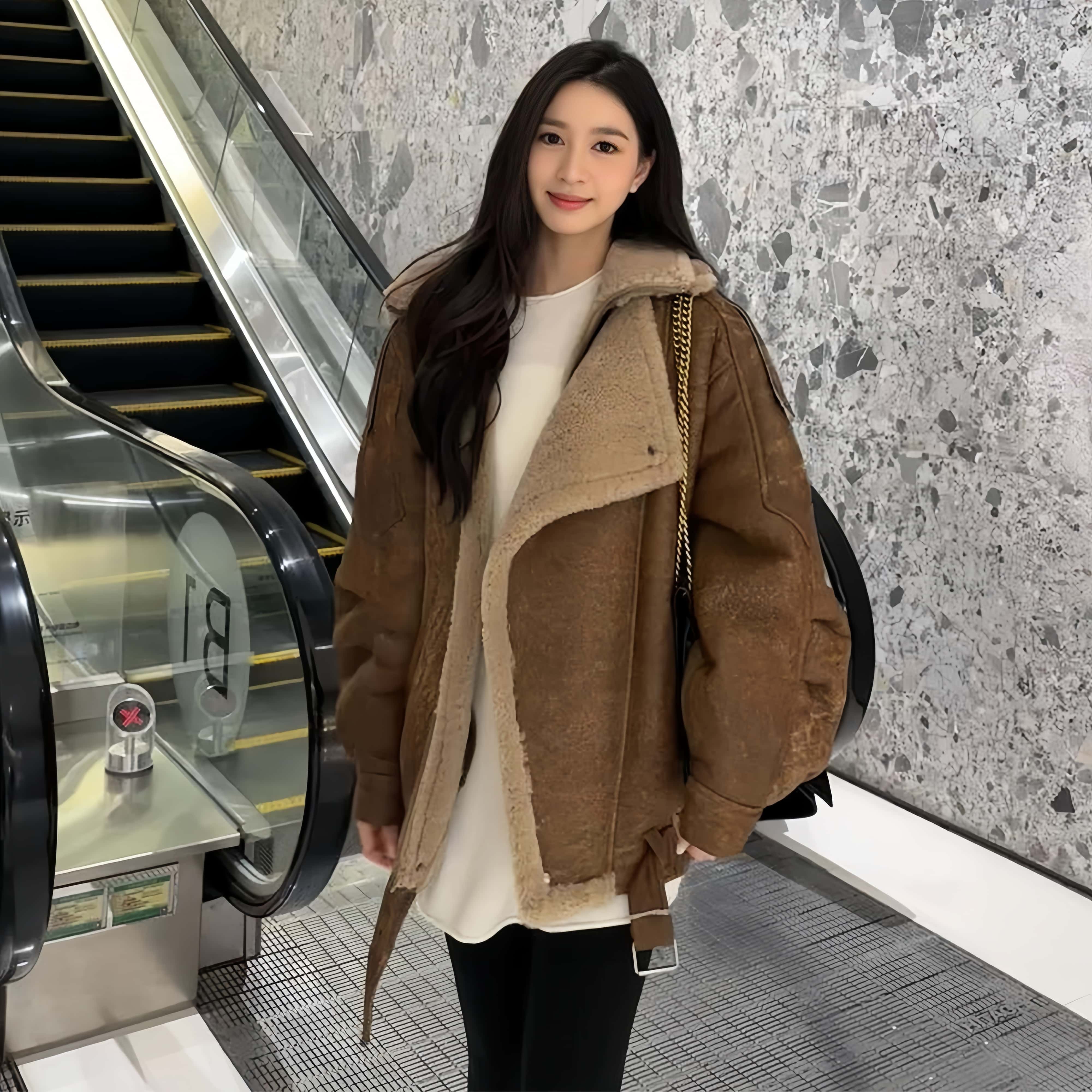 겨울 터틀넥 기모 자켓 무스탕 스웨이드 루즈핏 털코트 - 상품 이미지