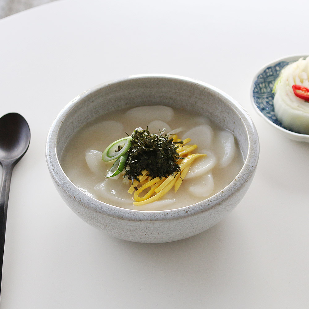 새해맞이 떡국 그릇 대전 면기 세트 설날 정갈한 일본 도자기 식기세척기 사용가능 - 상세 이미지 4