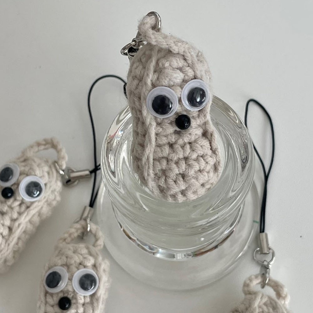 뜨개 땅콩 핸드폰줄 키링 니트 피넛 폰줄 귀여운 에어팟 핸드폰고리 가방꾸미기