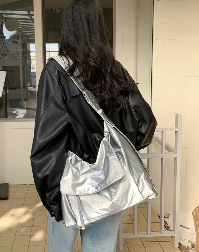 가벼운 데일리 스퀘어 포켓 빅 에코 쇼퍼 크로스백 데일리 여행가방 - 메인 이미지