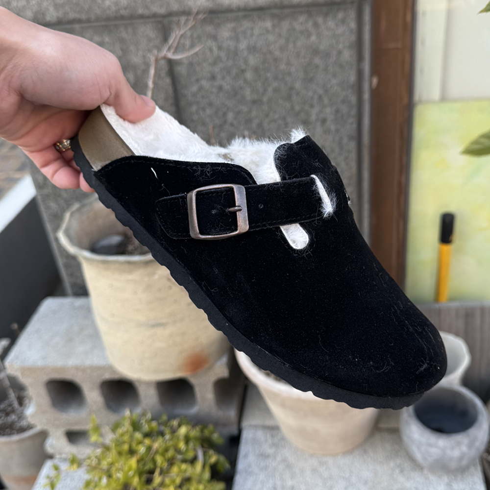 3.5cm 양털 커플 블로퍼 따뜻한 말랑 크로스 쿠션 슬리퍼 LAVUEDE4968 - 상품 이미지