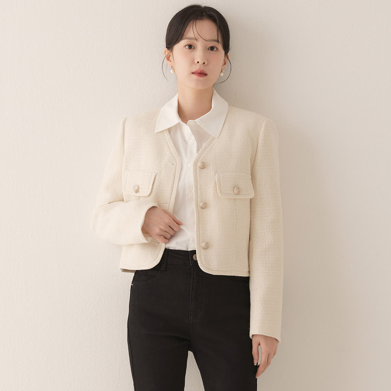 로엠 브이넥 트위드 자켓 RMJKE12R54