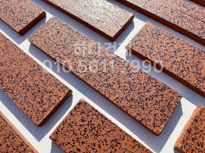 잉크 마블 점토타일 240x60x11T 레드(적밤색) / 하다건재