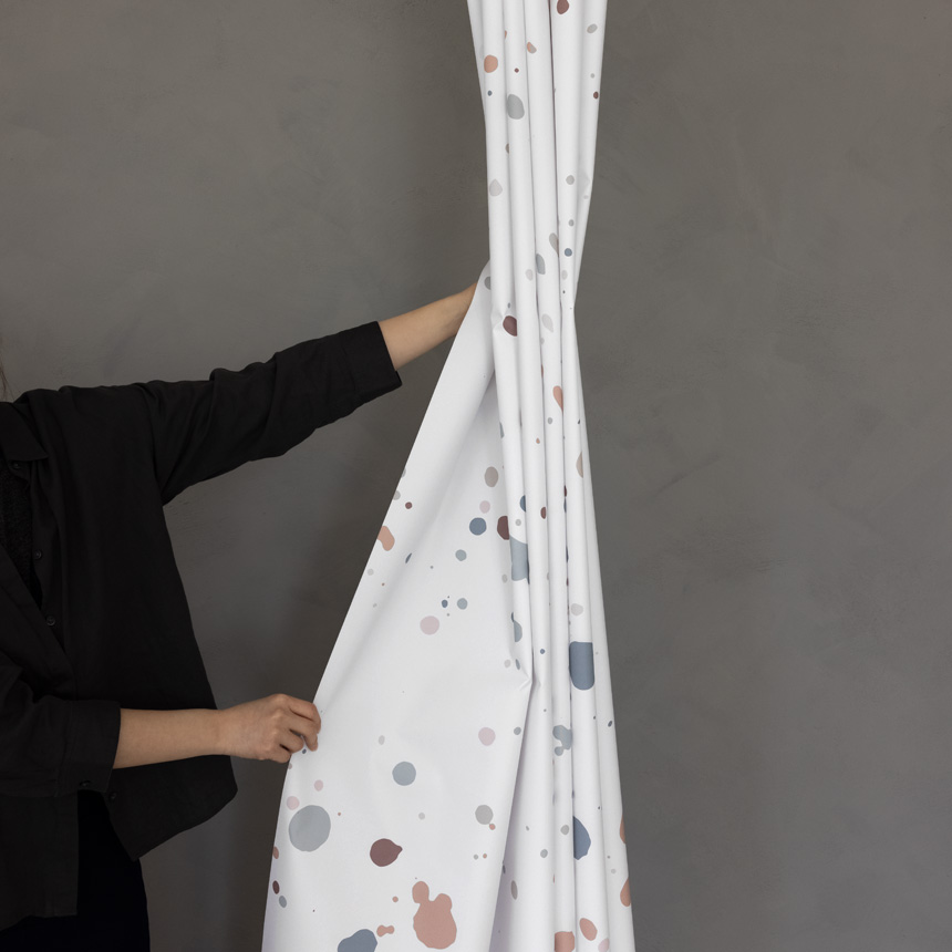 원세븐나인 패브릭 샤워커튼 잉크 드롭 L (180X208cm) 이미지 6