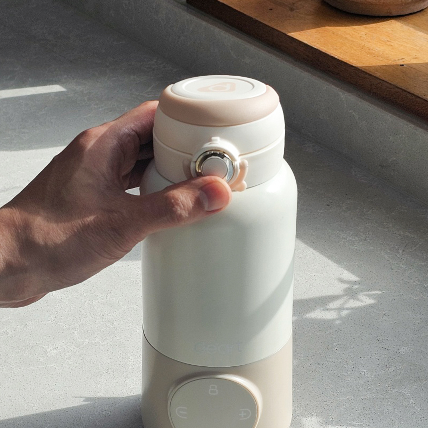 데아트 휴대용 분유포트 500ml 무선 가열 외출 분유 보온병