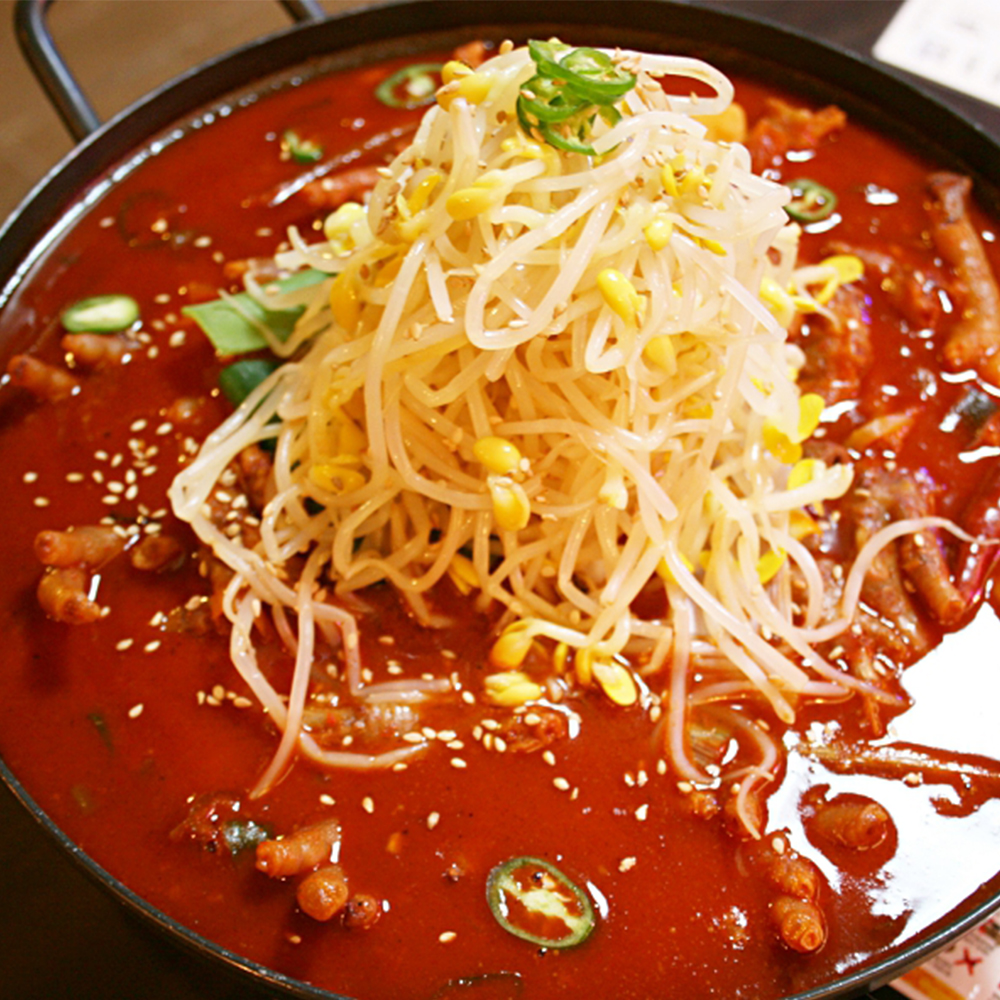 [2인분] 매콤 무뼈 국물닭발 700g 2인분/ 대용량 진짜 불맛 매콤한 국물요리 이미지 7