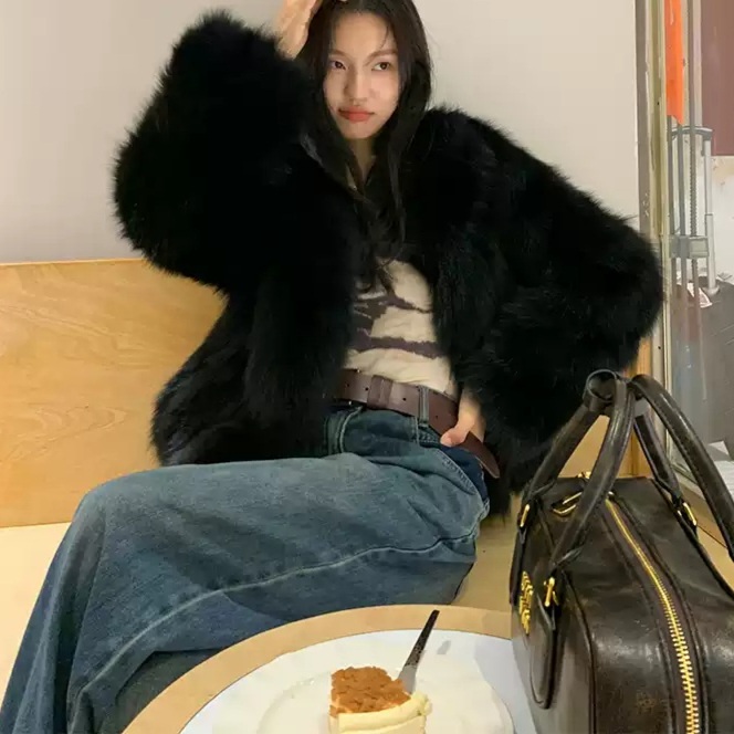 짧은 인조 모피자켓 친환경퍼 세련 시크 따뜻 아우터 연말 파티 화려한 디자인 5컬러 - 상세 이미지 5