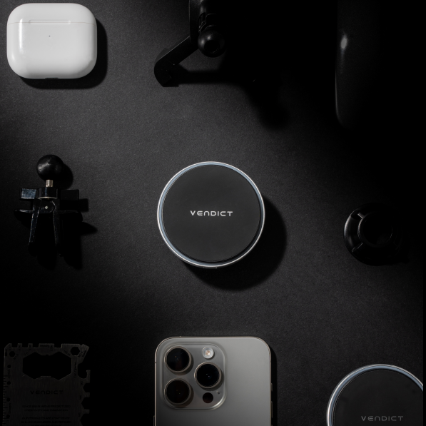 벤딕트 차량용 핸드폰 거치대 맥세이프 스마트폰 무선 충전기 자석 Qi2 루나 이클립스