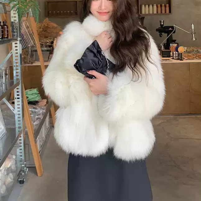 짧은 인조 모피자켓 친환경퍼 세련 시크 따뜻 아우터 연말 파티 화려한 디자인 5컬러 - 상세 이미지 3