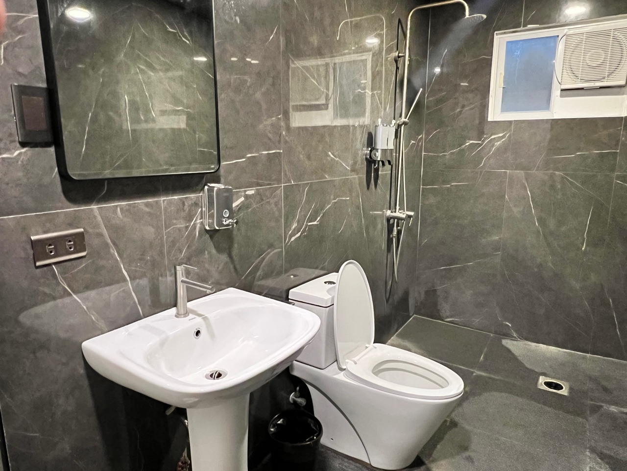 보홀 입국패키지 팩 0.5박 시원 리조트 구버진 아일랜드 리조트 공항픽업