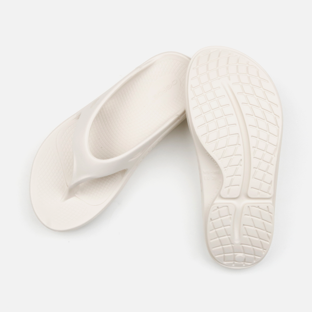 우포스 OORIGINAL 쪼리 슬리퍼 1000-EGGNOG