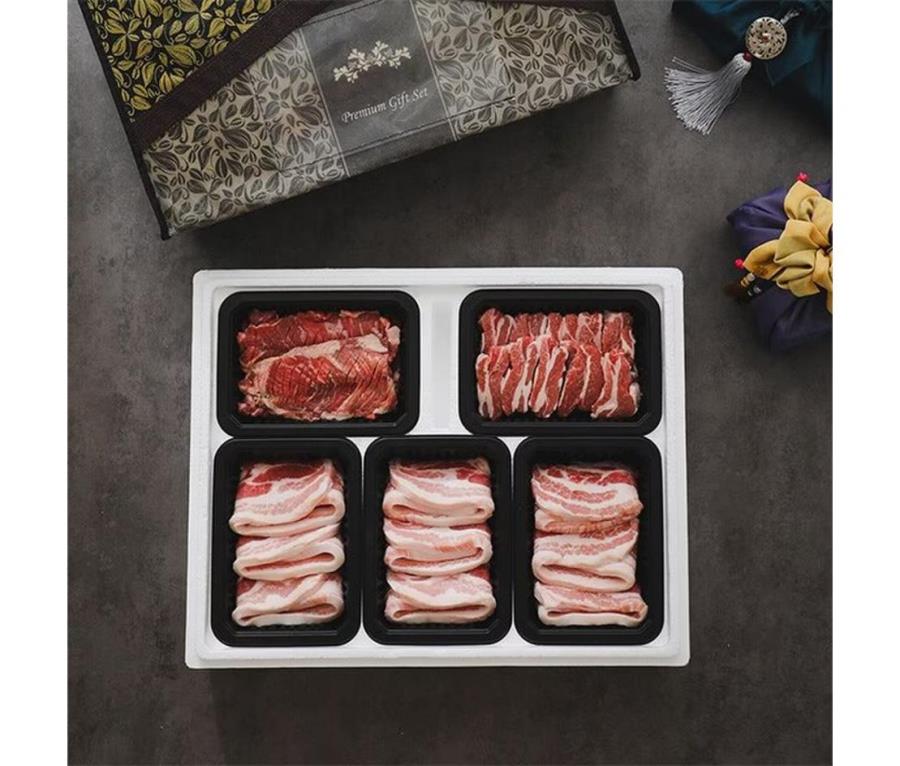 프리미엄 신선 강원도 1등급 국내산 돼지고기 선물세트 5구 1호 2.5kg(삼겹살1.5kg/가브리500g/갈매기500g) : 구쿠다스